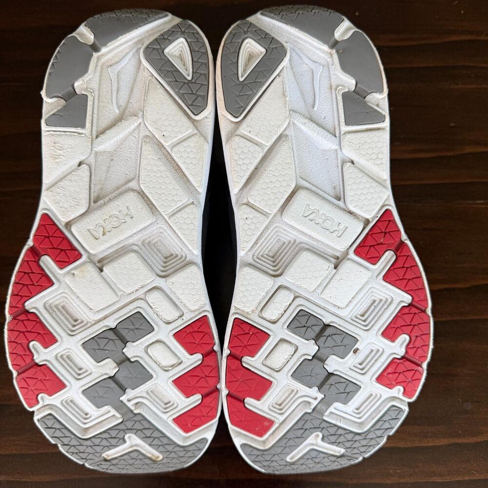 Hoka One One Clifton 5 Road Running Shoe Size 9.5 EE Gray Red Men's Sneaker - Picture 8 of 12